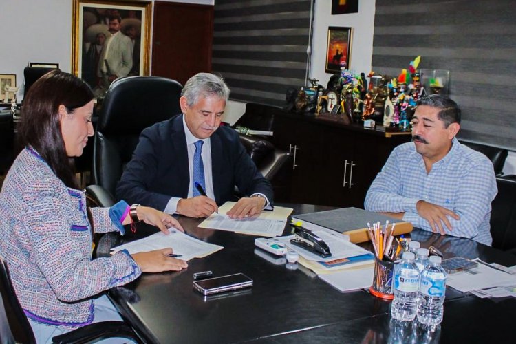 Cuernavaca recibe formalmente  calle De La Rivera, tras 14 años