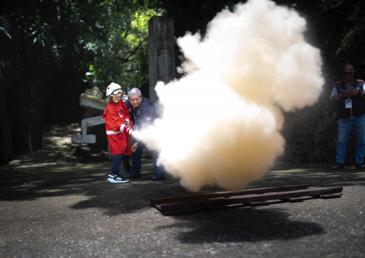 Finalizó curso de verano científico  para niños en parque Chapultepec