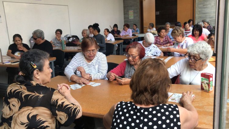 Alienta Los Chocolates lazos  comunitarios en Cuernavaca