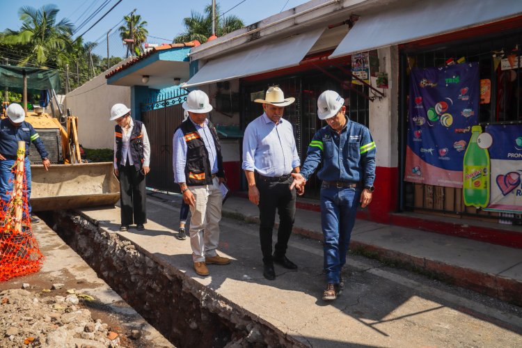 Supervisó el alcalde Uriostegui  obra hidráulica en Acapantzingo