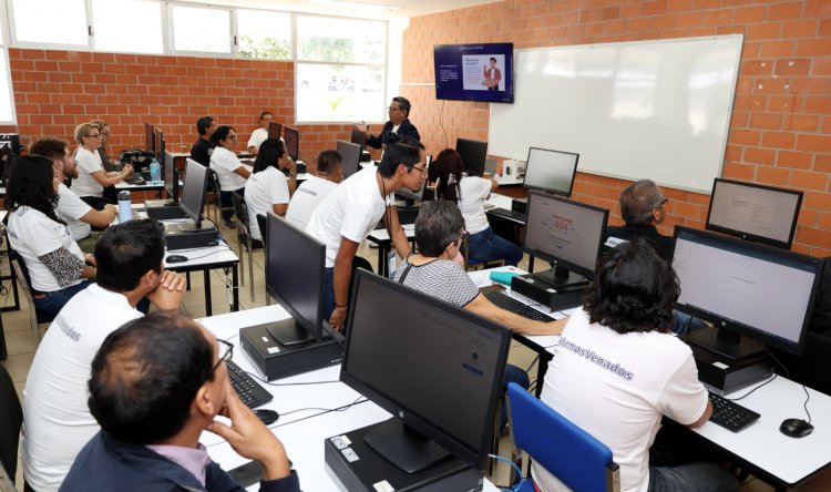 Destacan investigadoras importancia  de docencia para el desarrollo social