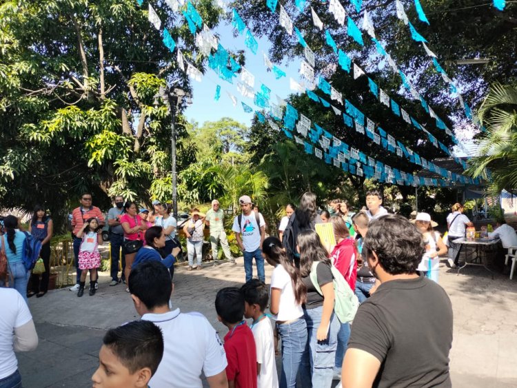 Participan universitarios en Feria de Ciencia en Yautepec