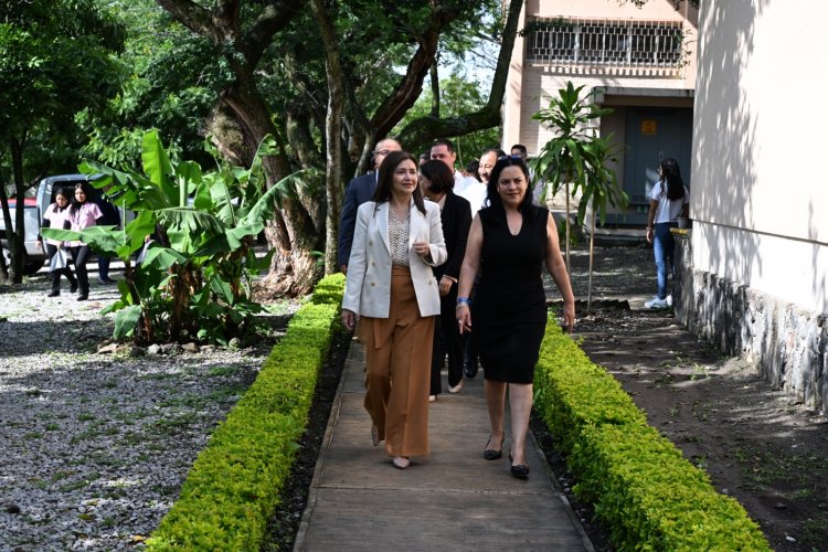 Doceavo aniversario  de la FES de Temixco