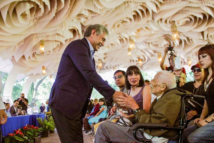 "Uniendo Corazones", de DIF Cuernavaca,  llega a más de 350 personas con apoyos