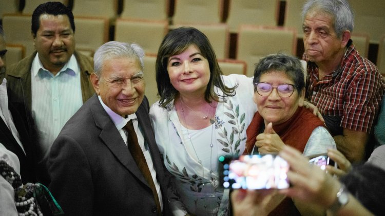 Presentó Meggie Salgado  su 1er informe legislativo