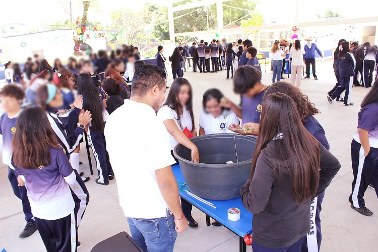 Sipinna llevó a cabo  kermés en el Cobaem