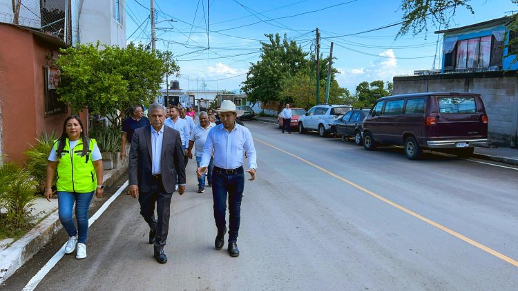 Reconocen en Av. Estado de Puebla a  J. Luis Urióstegui por la rehabilitación