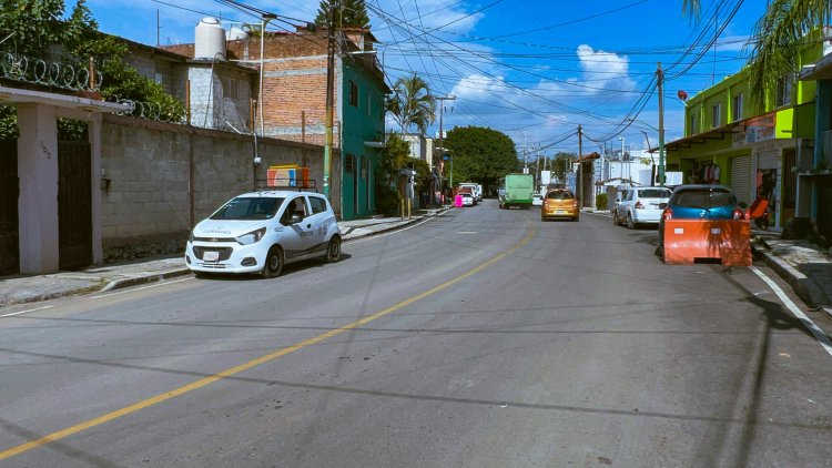 Reconocen en Av. Estado de Puebla a  J. Luis Urióstegui por la rehabilitación