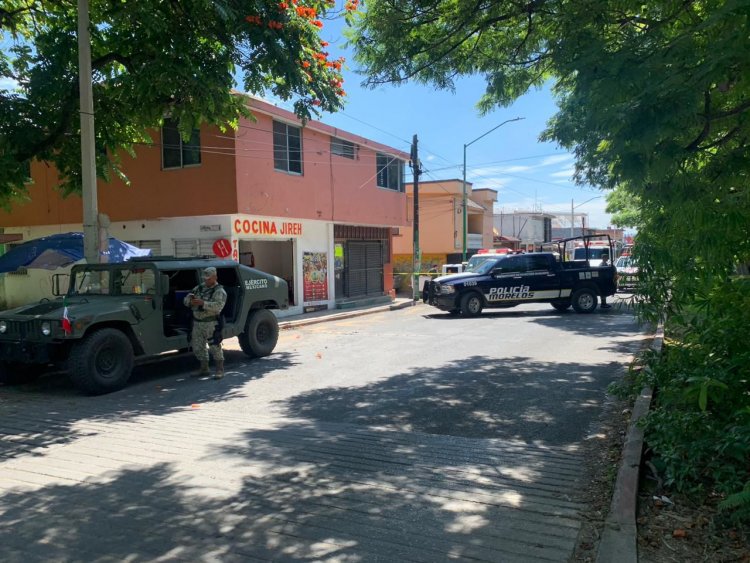 Más de mil evacuados en escuela;  alerta por amenaza de una bomba