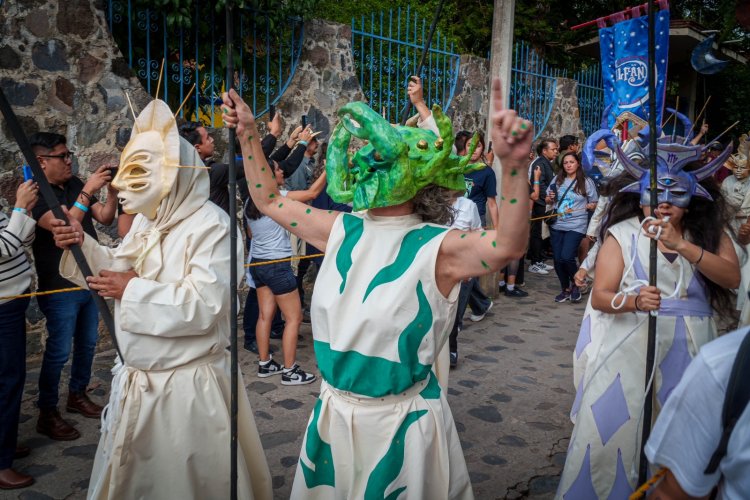 Más de 40 mil celebran la mojiganga en Zacualpan