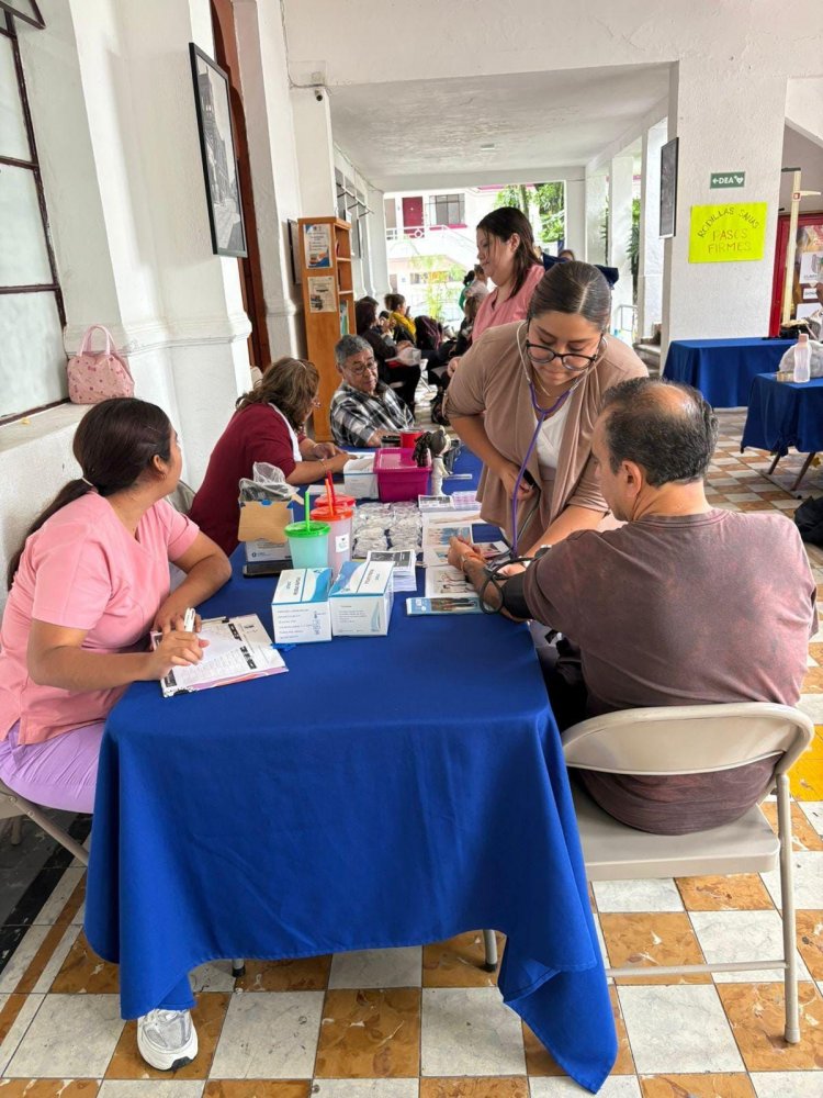 En Cuernavaca, mayores tuvieron jornada de salud
