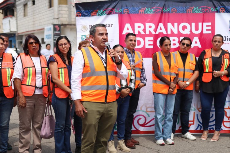 Atiende Eder Rodríguez vialidades importantes
