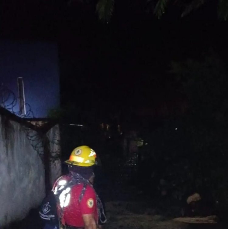 Bomberos de Cuernavaca van al  rescate de afectados por lluvias