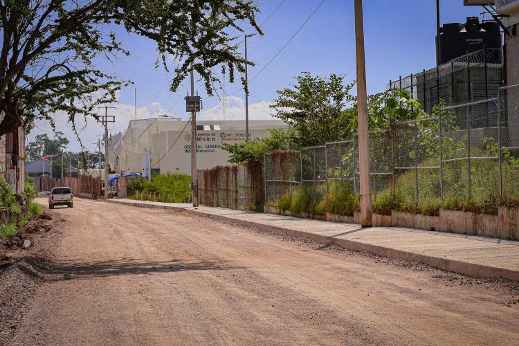 Construcción de acceso al hospital de Jiutepec avanza