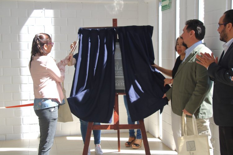 Fue reabierta “La Gale” con exposición “Intimidad (es)”