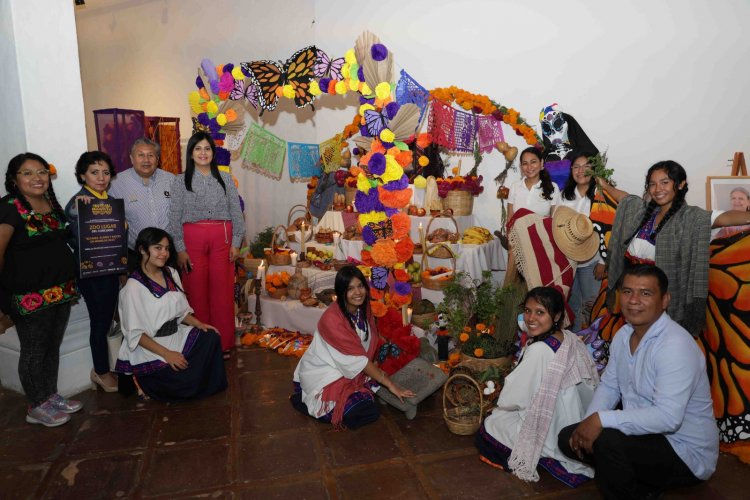 Logró Cobaem 2° lugar  en concurso de altares