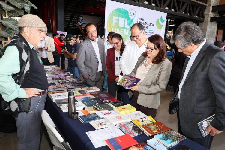 Se vive en la UAEM la Feria Universitaria del Libro 2025