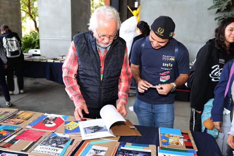Se vive en la UAEM la Feria Universitaria del Libro 2025
