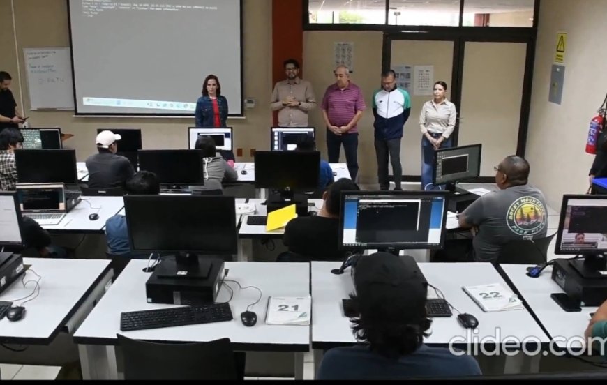 Cursos de competencias digitales en UTEZ Y Upemor