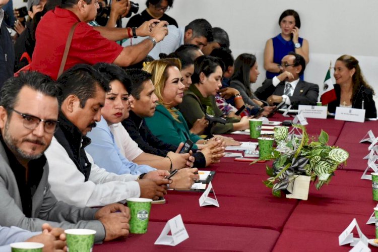 Negocian en secreto 25 leyes municipales