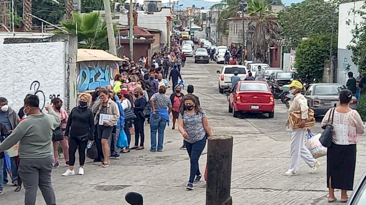 Demasiada afluencia en 2a dosis en Cuernavaca, de aquellos entre 50-59